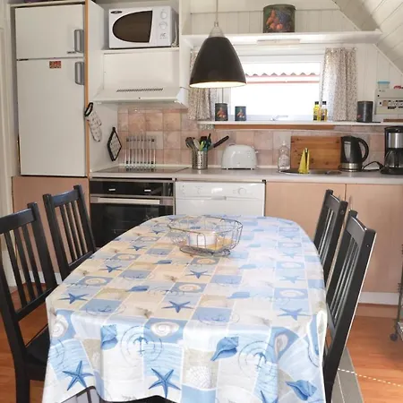 Two-bedroom Holiday In Hemmet