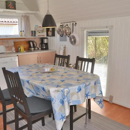 Two-bedroom Holiday In *