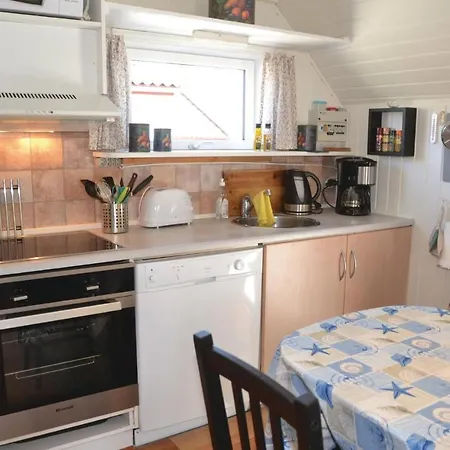 Two-bedroom Holiday In 別荘 *